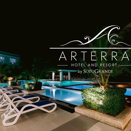 Arterra Hotel And Resort Lapu-Lapu City Kültér fotó